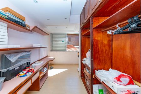 Casa à venda com 462m², 5 quartos e 4 vagasQuarto 1