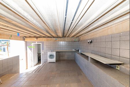 Casa à venda com 462m², 5 quartos e 4 vagasÁrea de Serviço 2