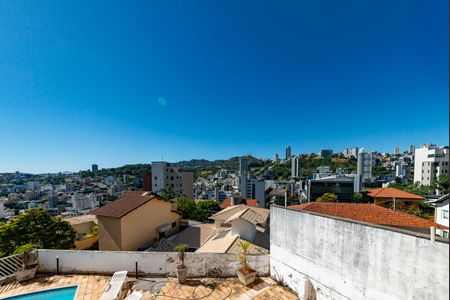 Casa à venda com 462m², 5 quartos e 4 vagasSala 2