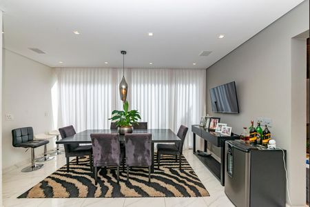 Casa à venda com 462m², 5 quartos e 4 vagasSala 1