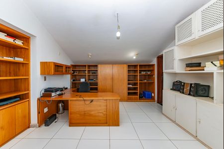 Casa à venda com 462m², 5 quartos e 4 vagasSala 4