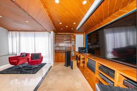 Casa à venda com 462m², 5 quartos e 4 vagasSala 2