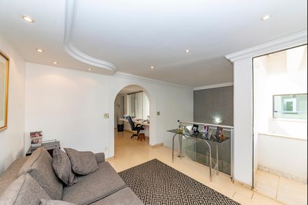 Casa à venda com 462m², 5 quartos e 4 vagasSala 3