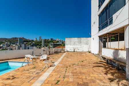Casa à venda com 462m², 5 quartos e 4 vagasÁrea externa