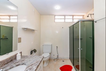 Casa à venda com 462m², 5 quartos e 4 vagasBanheiro Social 1