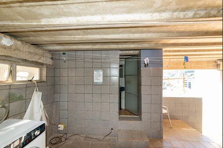 Casa à venda com 462m², 5 quartos e 4 vagasBanheiro de serviço