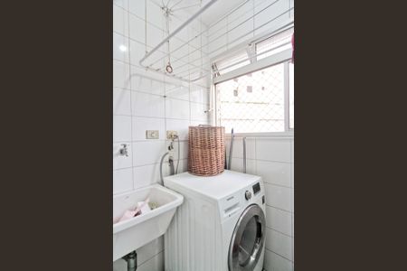 Apartamento à venda com 64m², 3 quartos e 1 vagaÁrea de Serviço