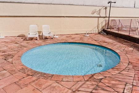 Apartamento à venda com 64m², 3 quartos e 1 vagaÁrea comum - Piscina