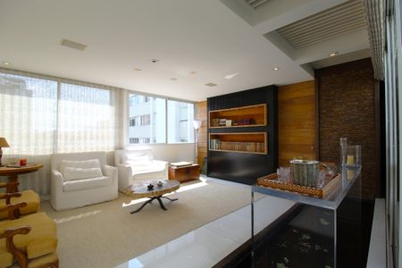 Apartamento à venda com 400m², 4 quartos e 2 vagasSala 3