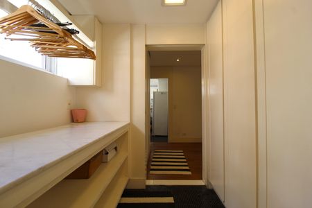 Apartamento à venda com 400m², 4 quartos e 2 vagasÁrea de Serviço