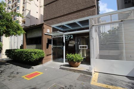 Apartamento à venda com 400m², 4 quartos e 2 vagasFachada e Portaria