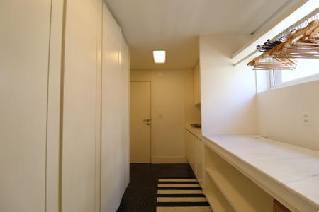 Apartamento à venda com 400m², 4 quartos e 2 vagasÁrea de Serviço