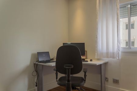 Apartamento à venda com 130m², 3 quartos e 2 vagas Apartamento à venda com 130m², 3 quartos e 2 vagasSuíte 2