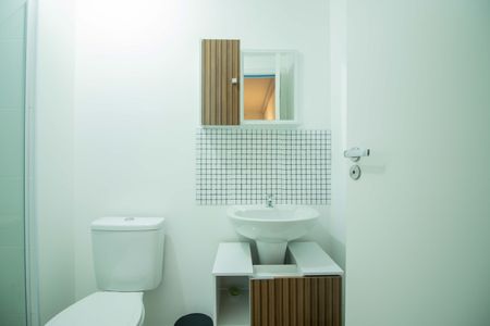 Apartamento para alugar com 27m², 1 quarto e sem vaga Apartamento para alugar com 27m², 1 quarto e sem vagaBanheiro