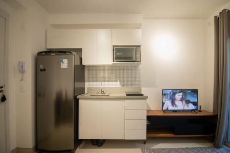 Apartamento para alugar com 27m², 1 quarto e sem vaga Apartamento para alugar com 27m², 1 quarto e sem vagaSala / Cozinha