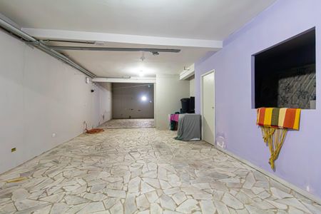 Casa à venda com 140m², 3 quartos e 4 vagas Casa à venda com 140m², 3 quartos e 4 vagasGaragem