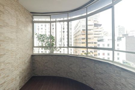 Apartamento à venda com 128m², 3 quartos e 1 vaga Apartamento à venda com 128m², 3 quartos e 1 vagaVaranda da Sala