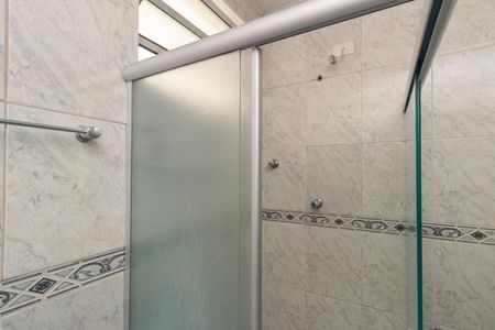 Apartamento à venda com 128m², 3 quartos e 1 vaga Apartamento à venda com 128m², 3 quartos e 1 vagaBanheiro 2