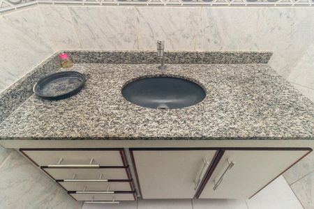 Apartamento à venda com 128m², 3 quartos e 1 vaga Apartamento à venda com 128m², 3 quartos e 1 vagaBanheiro 2