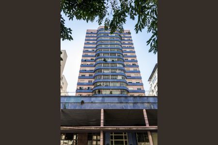 Apartamento à venda com 128m², 3 quartos e 1 vaga Apartamento à venda com 128m², 3 quartos e 1 vagaFachada