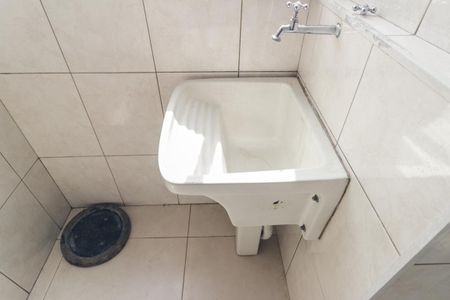 Apartamento à venda com 128m², 3 quartos e 1 vaga Apartamento à venda com 128m², 3 quartos e 1 vagaLavanderia