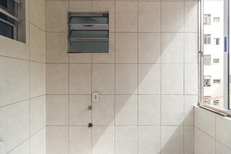 Apartamento à venda com 128m², 3 quartos e 1 vaga Apartamento à venda com 128m², 3 quartos e 1 vagaLavanderia