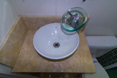 Apartamento à venda com 63m², 3 quartos e 1 vaga Apartamento à venda com 63m², 3 quartos e 1 vagaBanheiro da Suíte