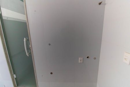 Casa à venda com 240m², 4 quartos e 2 vagas Casa à venda com 240m², 4 quartos e 2 vagasÁrea de Serviço