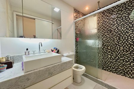 Apartamento à venda com 128m², 3 quartos e 1 vaga Apartamento à venda com 128m², 3 quartos e 1 vagaQuarto 2