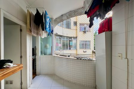 Apartamento à venda com 128m², 3 quartos e 1 vaga Apartamento à venda com 128m², 3 quartos e 1 vagaÁrea de Serviço