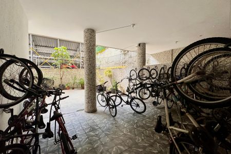 Apartamento à venda com 128m², 3 quartos e 1 vaga Apartamento à venda com 128m², 3 quartos e 1 vagaBicicletário