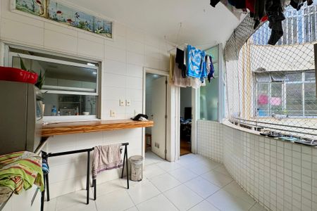 Apartamento à venda com 128m², 3 quartos e 1 vaga Apartamento à venda com 128m², 3 quartos e 1 vagaÁrea de Serviço