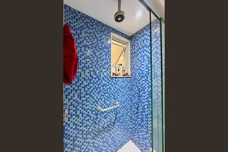 Apartamento à venda com 128m², 3 quartos e 1 vaga Apartamento à venda com 128m², 3 quartos e 1 vagaBanheiro
