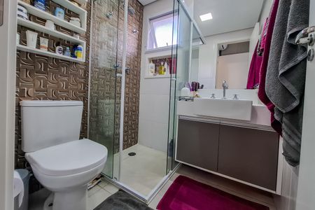 Apartamento à venda com 85m², 3 quartos e 2 vagas Apartamento à venda com 85m², 3 quartos e 2 vagasBanheiro da Suíte