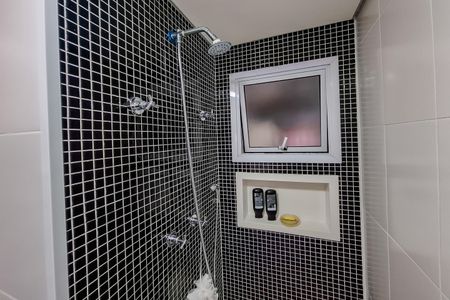 Apartamento à venda com 85m², 3 quartos e 2 vagas Apartamento à venda com 85m², 3 quartos e 2 vagasBanheiro Social