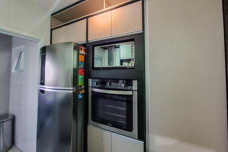 Apartamento à venda com 85m², 3 quartos e 2 vagas Apartamento à venda com 85m², 3 quartos e 2 vagasCozinha