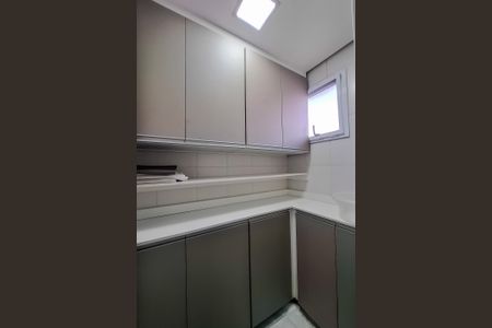 Apartamento à venda com 85m², 3 quartos e 2 vagas Apartamento à venda com 85m², 3 quartos e 2 vagasÁrea de Serviço