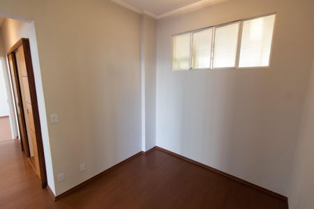 Apartamento à venda com 113m², 2 quartos e 1 vaga Apartamento à venda com 113m², 2 quartos e 1 vagaEscritório