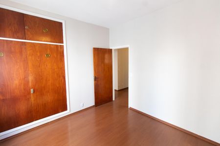 Apartamento à venda com 113m², 2 quartos e 1 vaga Apartamento à venda com 113m², 2 quartos e 1 vagaQuarto 2