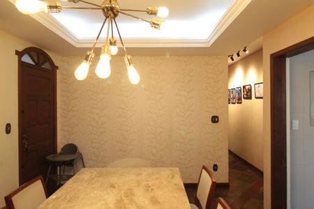 Casa à venda com 380m², 4 quartos e 6 vagasSala de Jantar