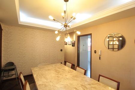 Casa à venda com 380m², 4 quartos e 6 vagasSala de Jantar