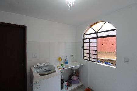 Casa à venda com 380m², 4 quartos e 6 vagasÁrea de Serviço