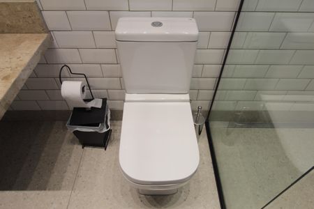 Casa à venda com 380m², 4 quartos e 6 vagasBanheiro Social