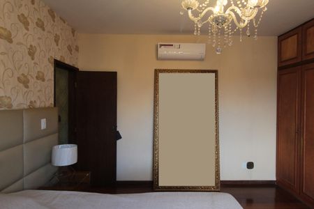 Casa à venda com 380m², 4 quartos e 6 vagasSuíte 1