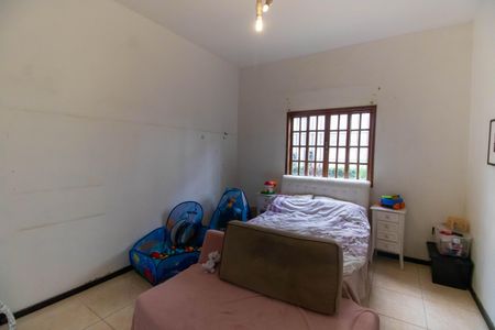 Casa à venda com 210m², 4 quartos e 2 vagasQuarto