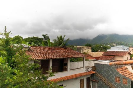 Casa à venda com 210m², 4 quartos e 2 vagasVista da Suíte 1