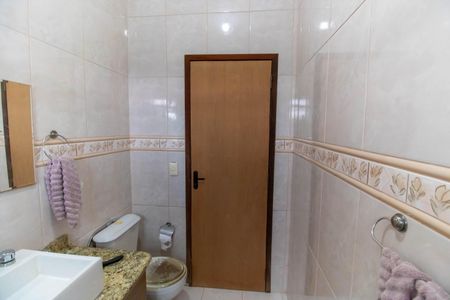 Casa à venda com 210m², 4 quartos e 2 vagasBanheiro da Suíte 3