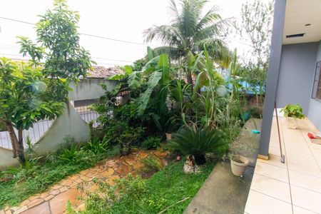 Casa à venda com 210m², 4 quartos e 2 vagasÁrea externa