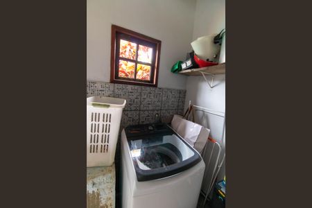 Casa à venda com 210m², 4 quartos e 2 vagasÁrea de Serviço