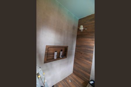 Casa à venda com 210m², 4 quartos e 2 vagasBanheiro de serviço